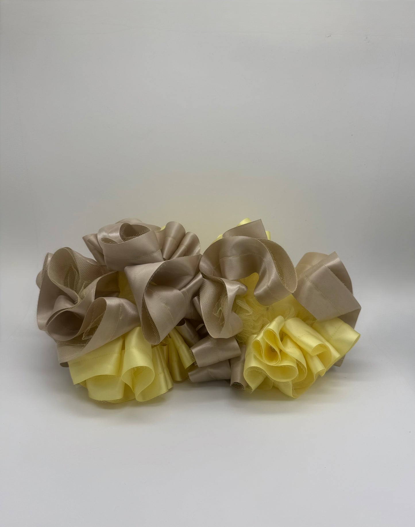 School color Ruffle socks