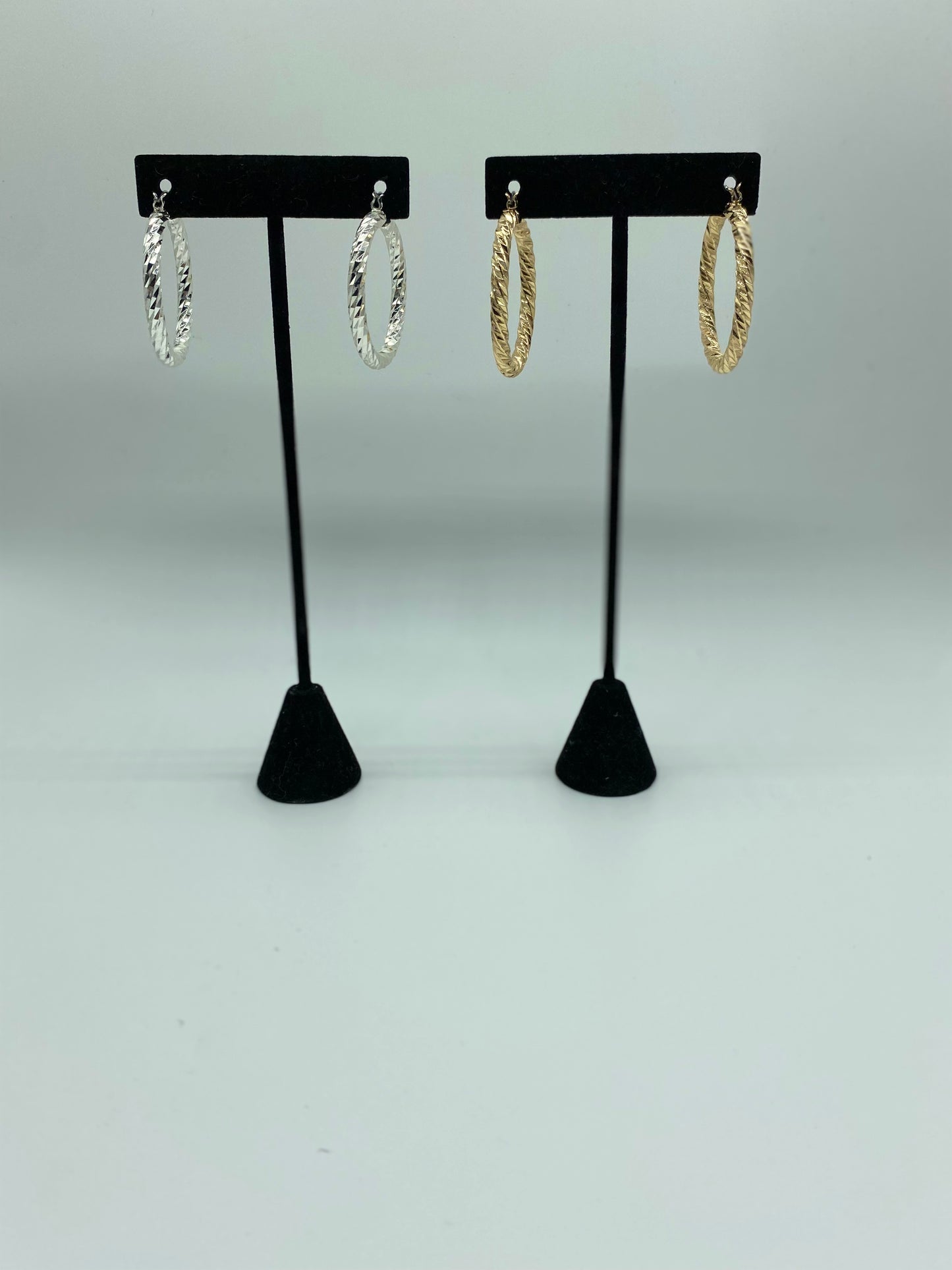 Swirl hoop earrings