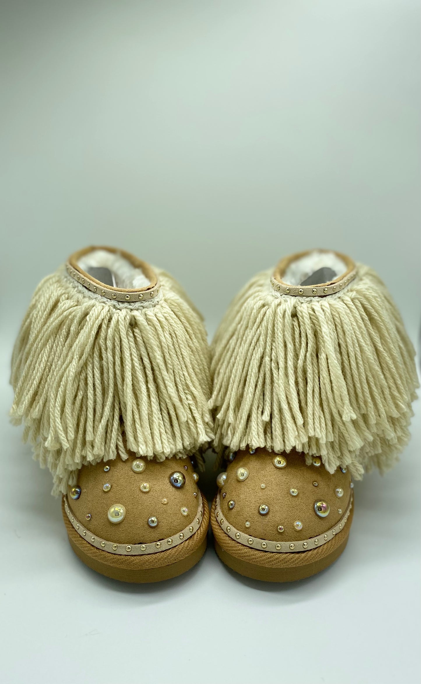 Beige pearl shaggy boots