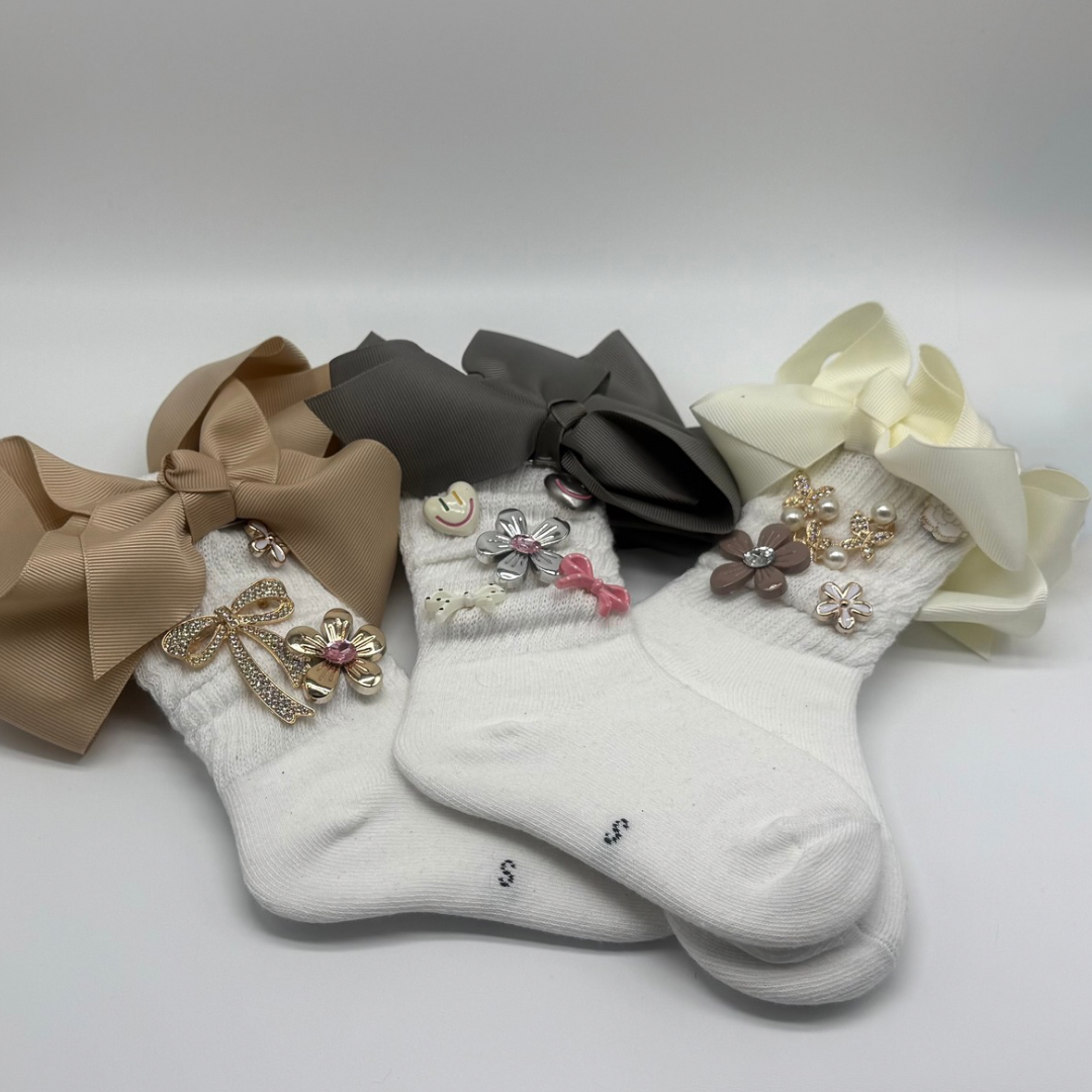 Neutral Junk socks
