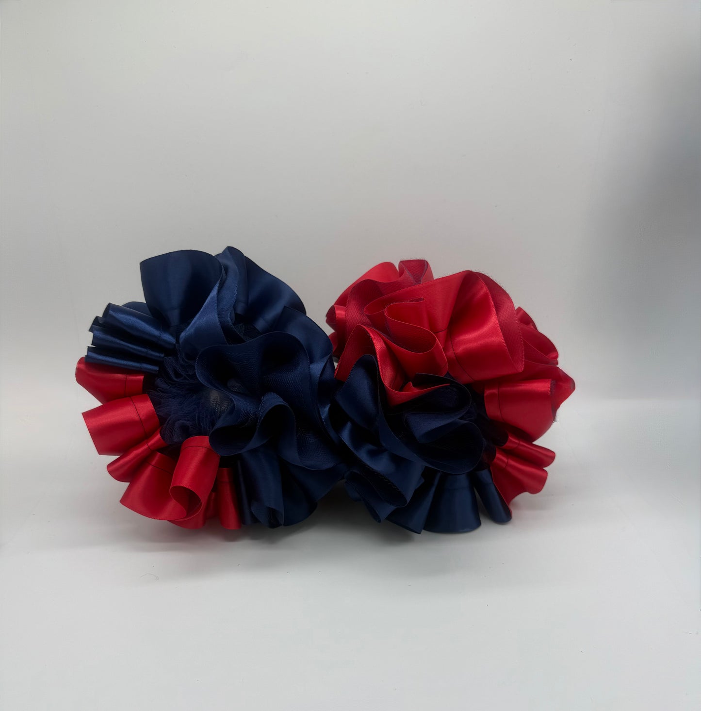School color Ruffle socks