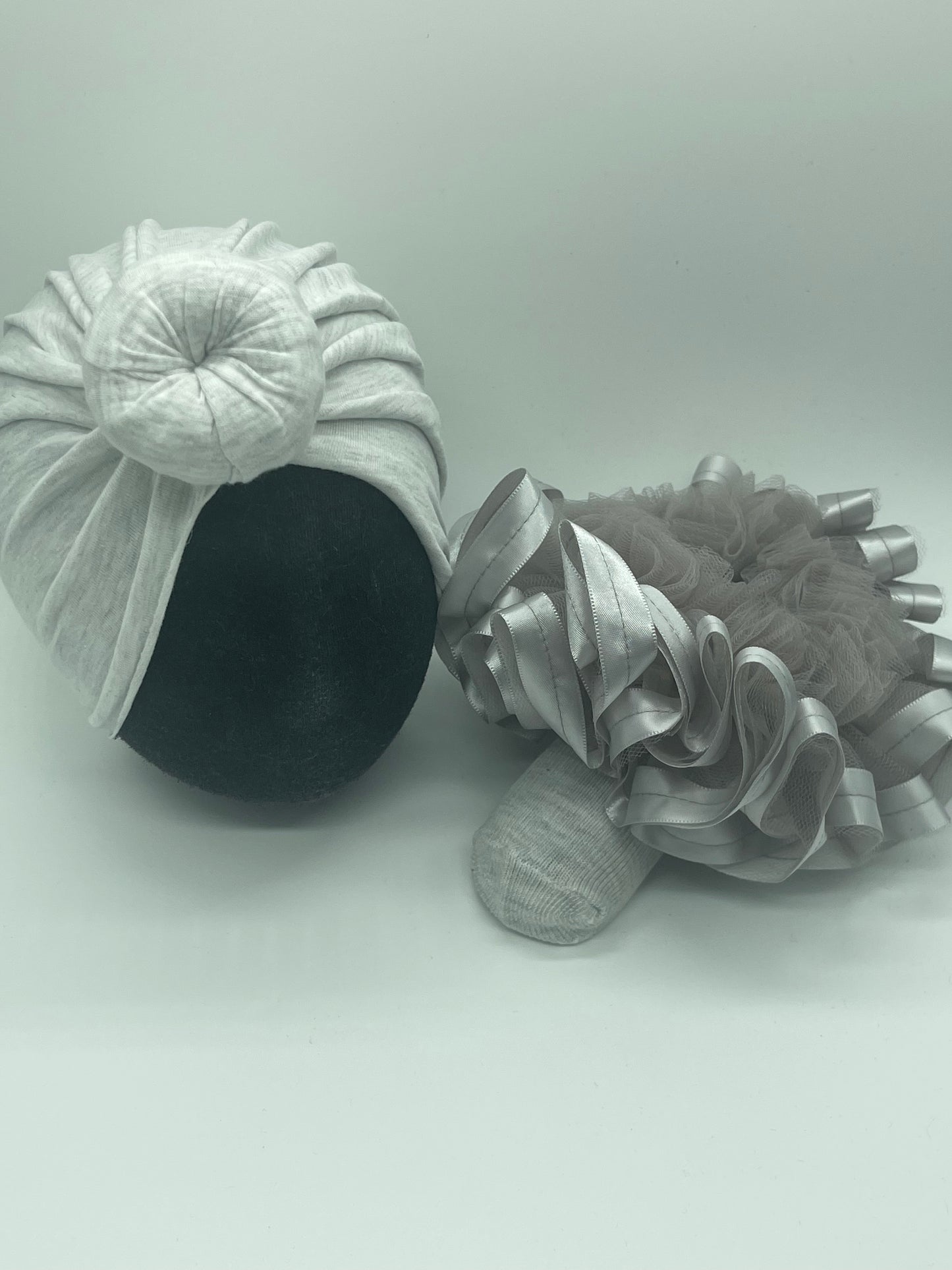 Sliver ruffle socks