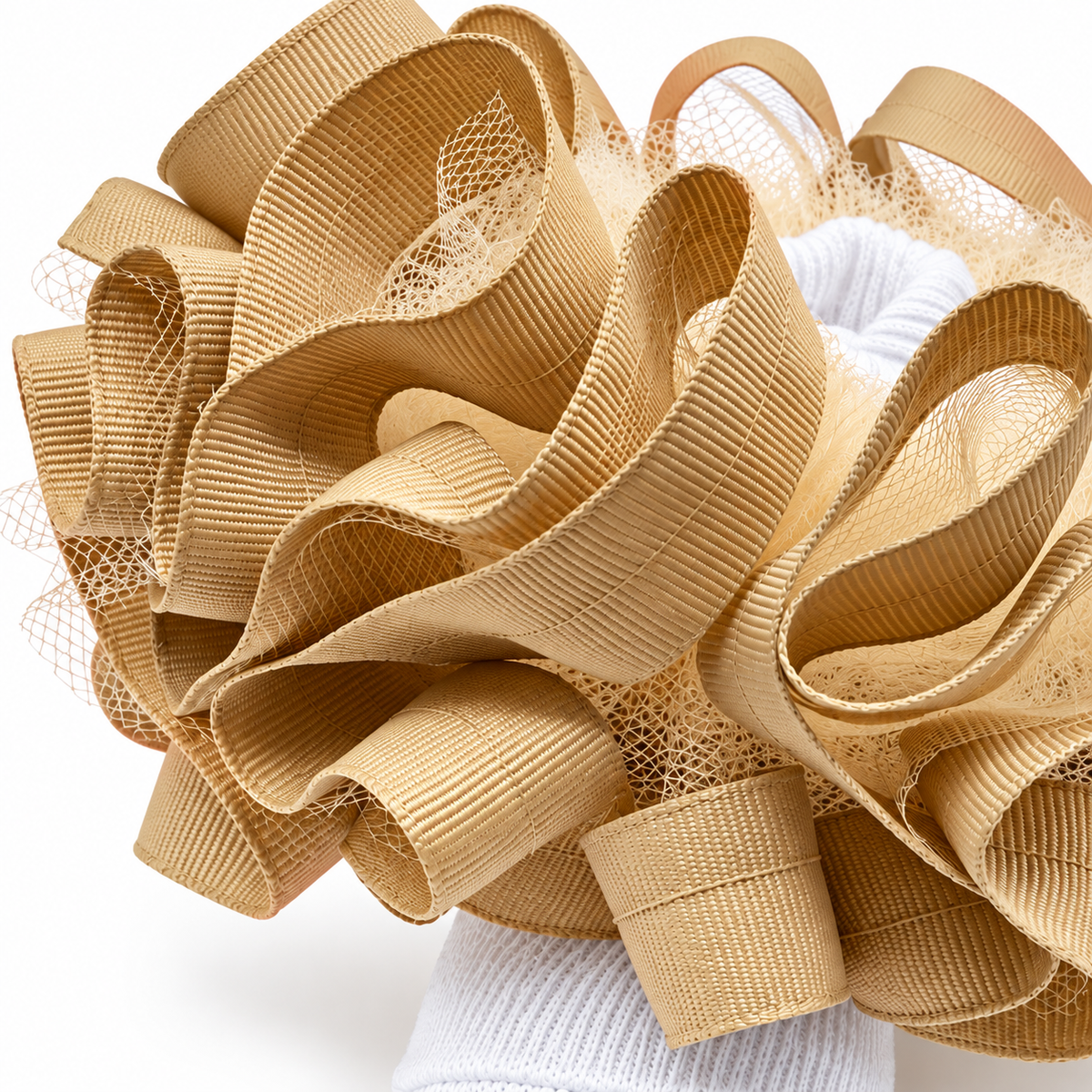 Beige ruffle socks