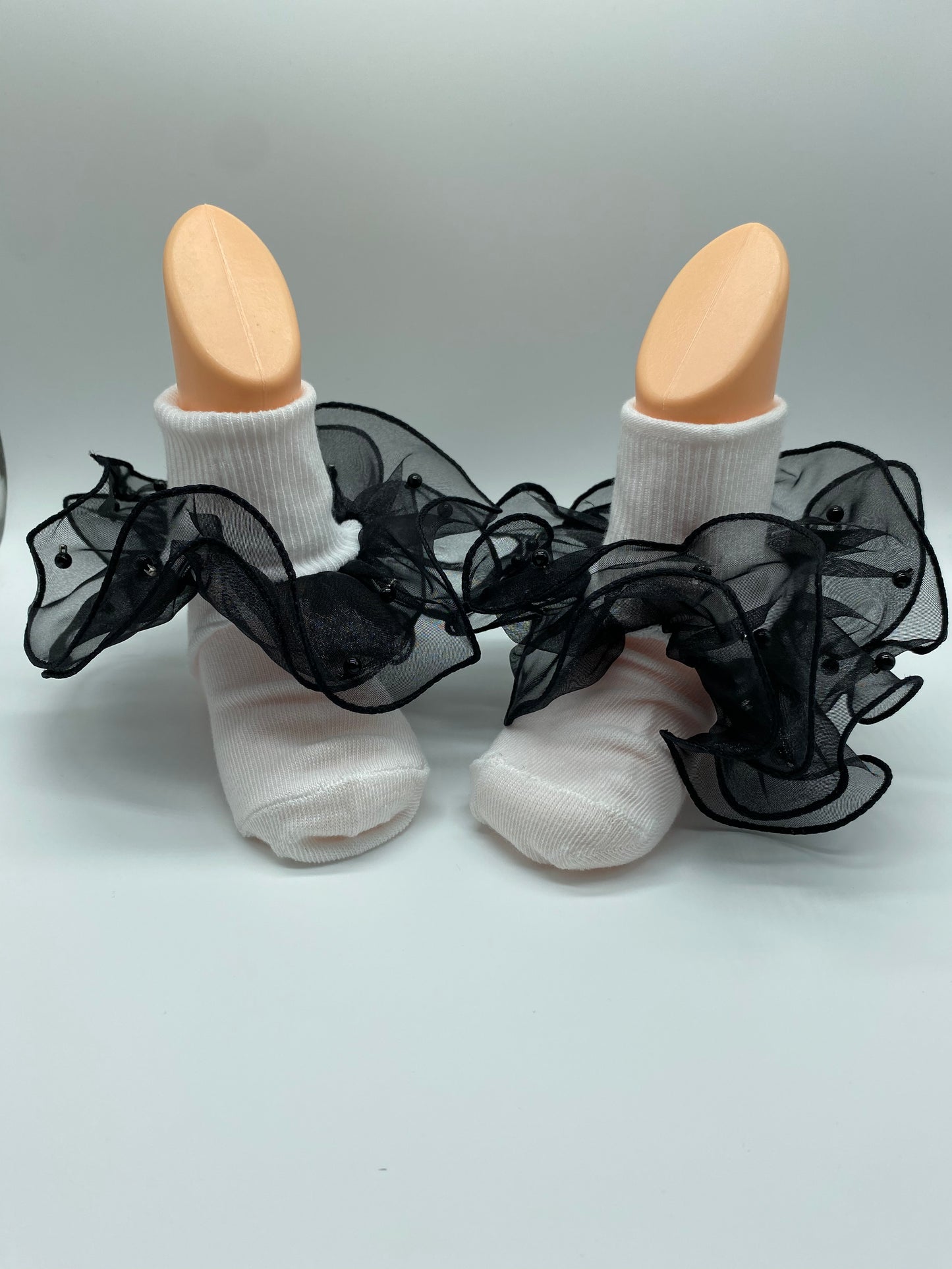 Pearl organza ruffle socks